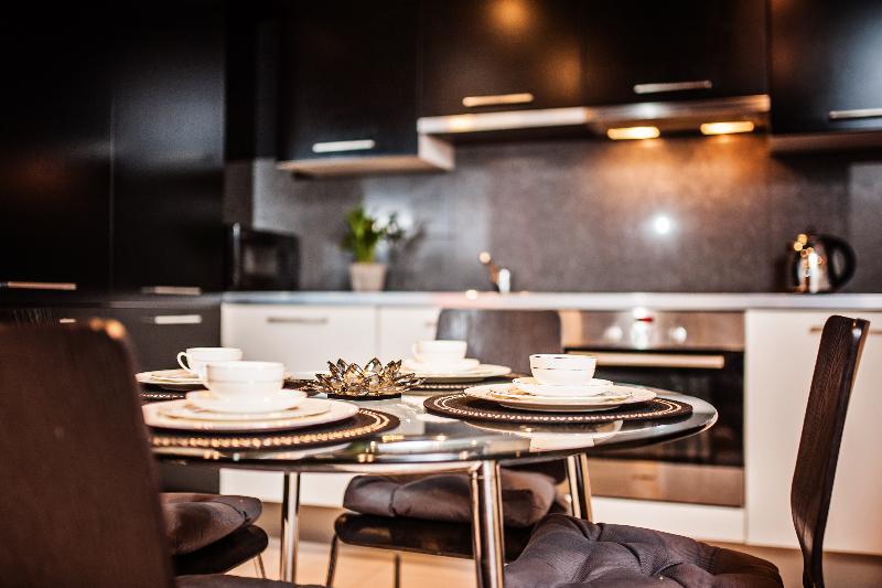 Apartamenty Design Centrum-Garbary Street Познань Экстерьер фото